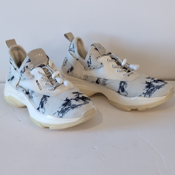 Steve Madden Monochrome Sneakers - Picture 10 of 10